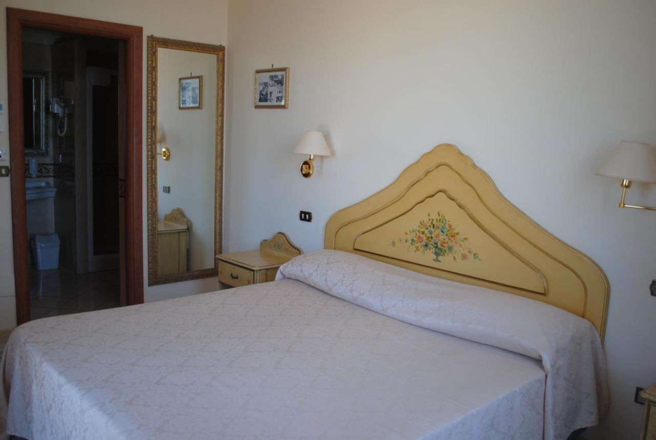 Villa Tina Viareggio Esterno foto