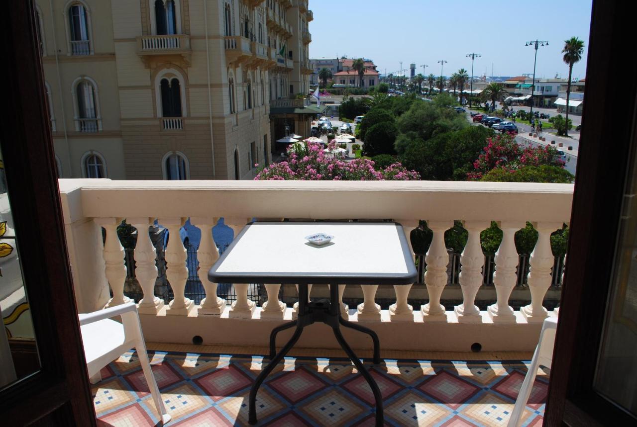 Villa Tina Viareggio Esterno foto