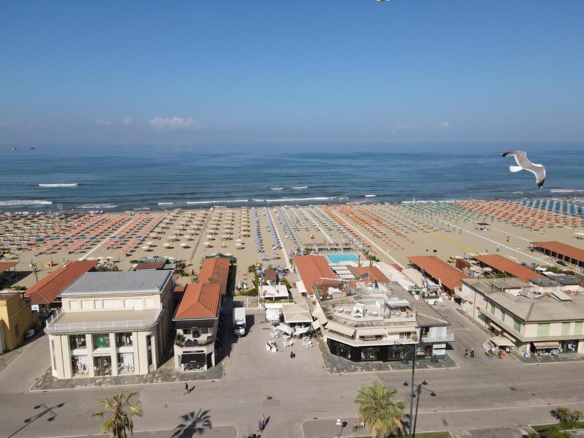 Villa Tina Viareggio Esterno foto